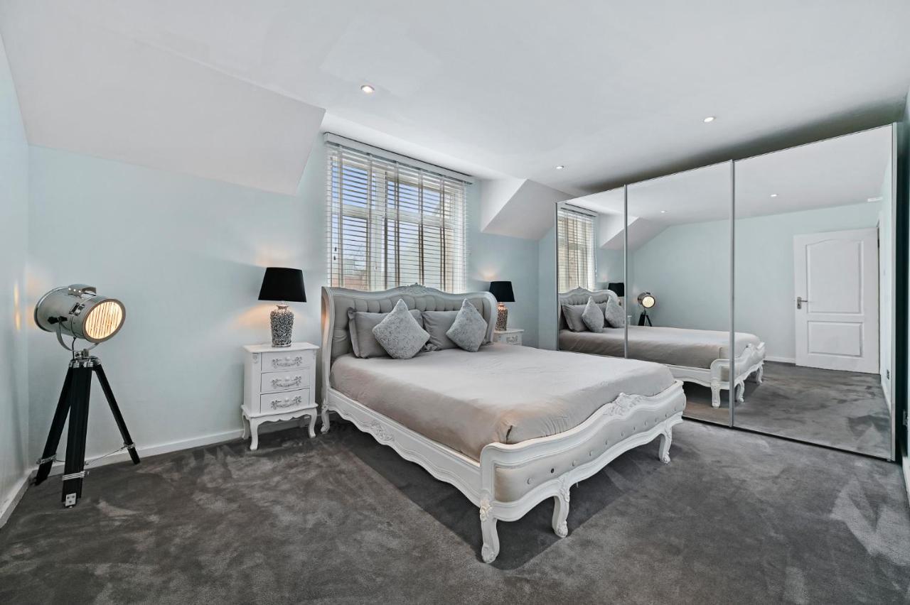 Hampstead Opulence Apartment - Luxurious Split Level Property Лондон Екстер'єр фото